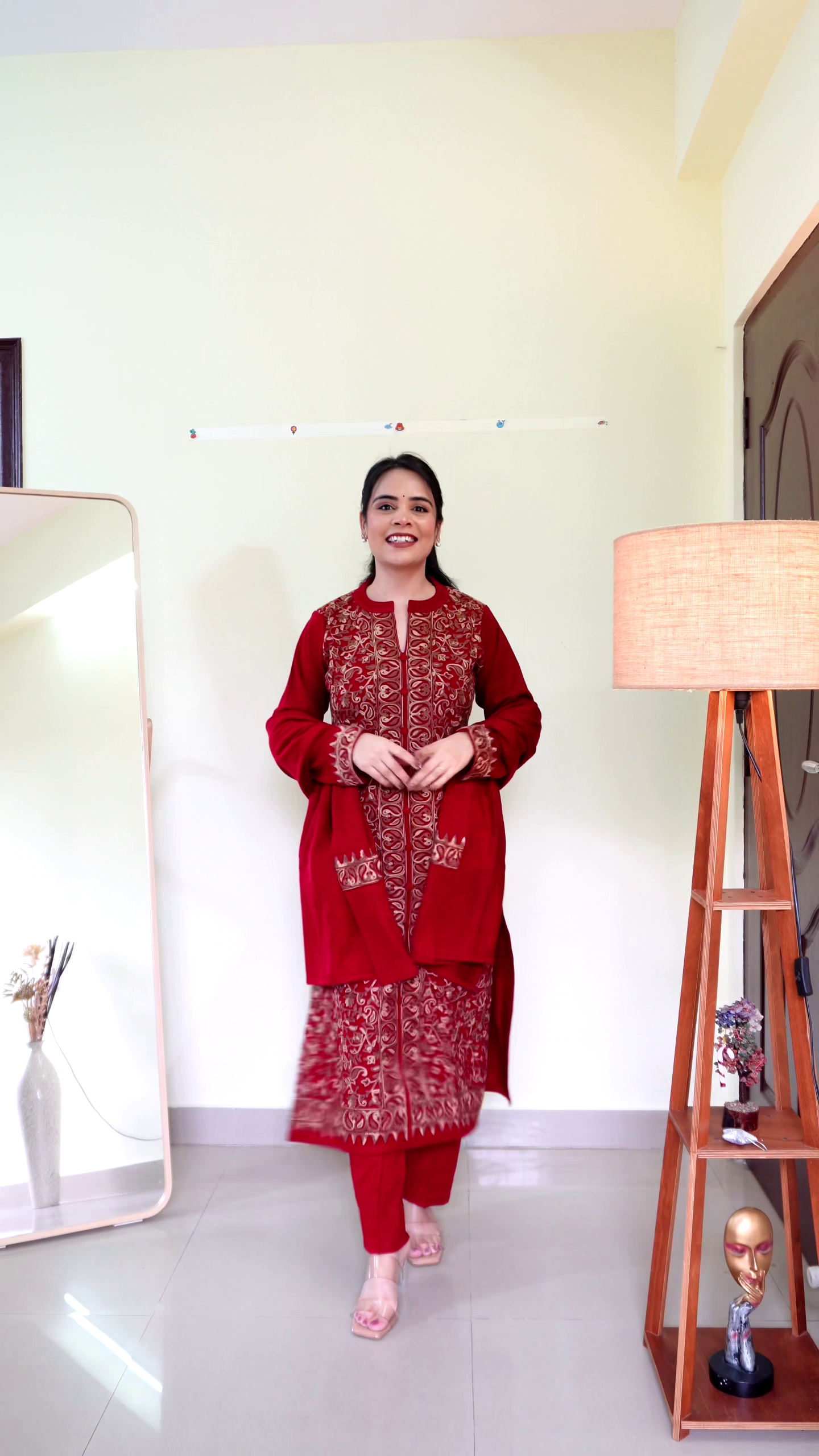 Aari Embroidered Solid Kurta Set