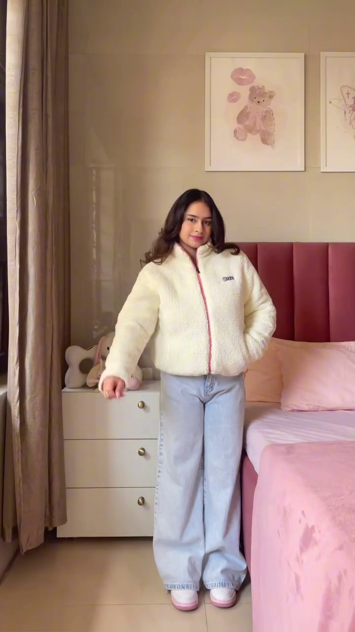 Women's White Milan Sherpa Jacket - Image 2