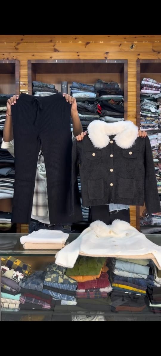 Children’s Winter Outfit Set Display - Image 3