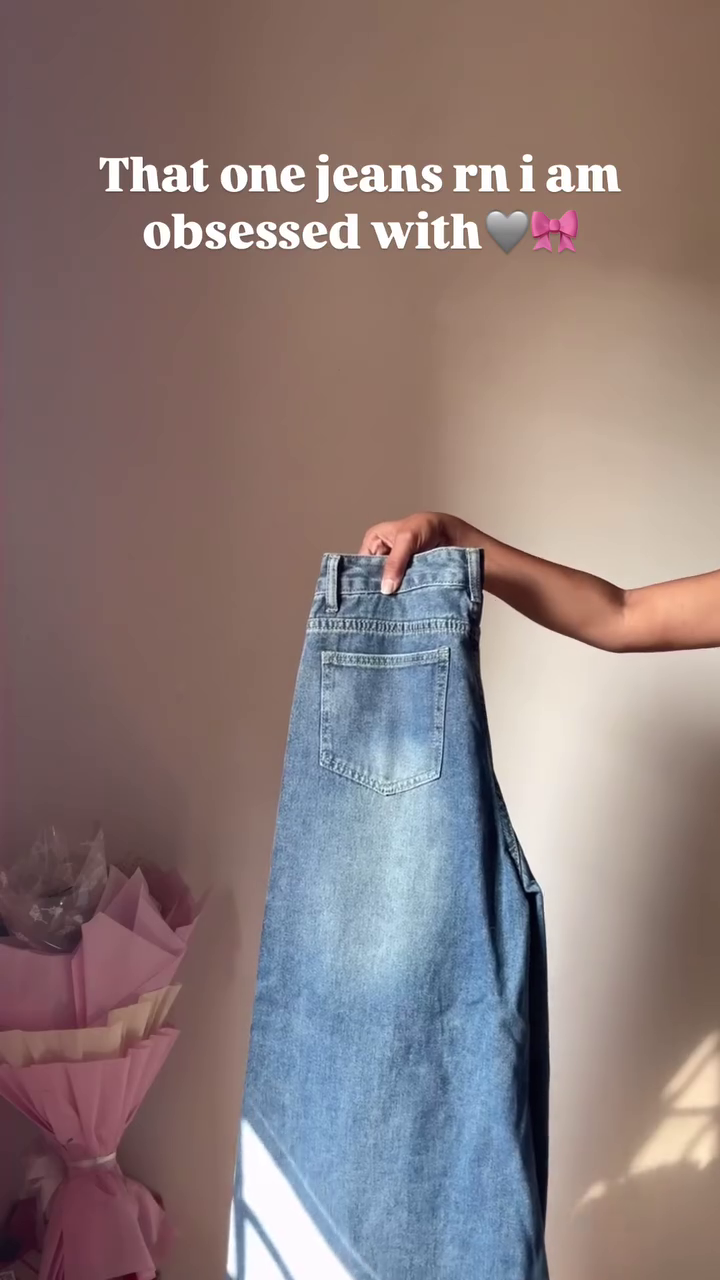 High-Waist Wide-Leg Denim Jeans - Image 2