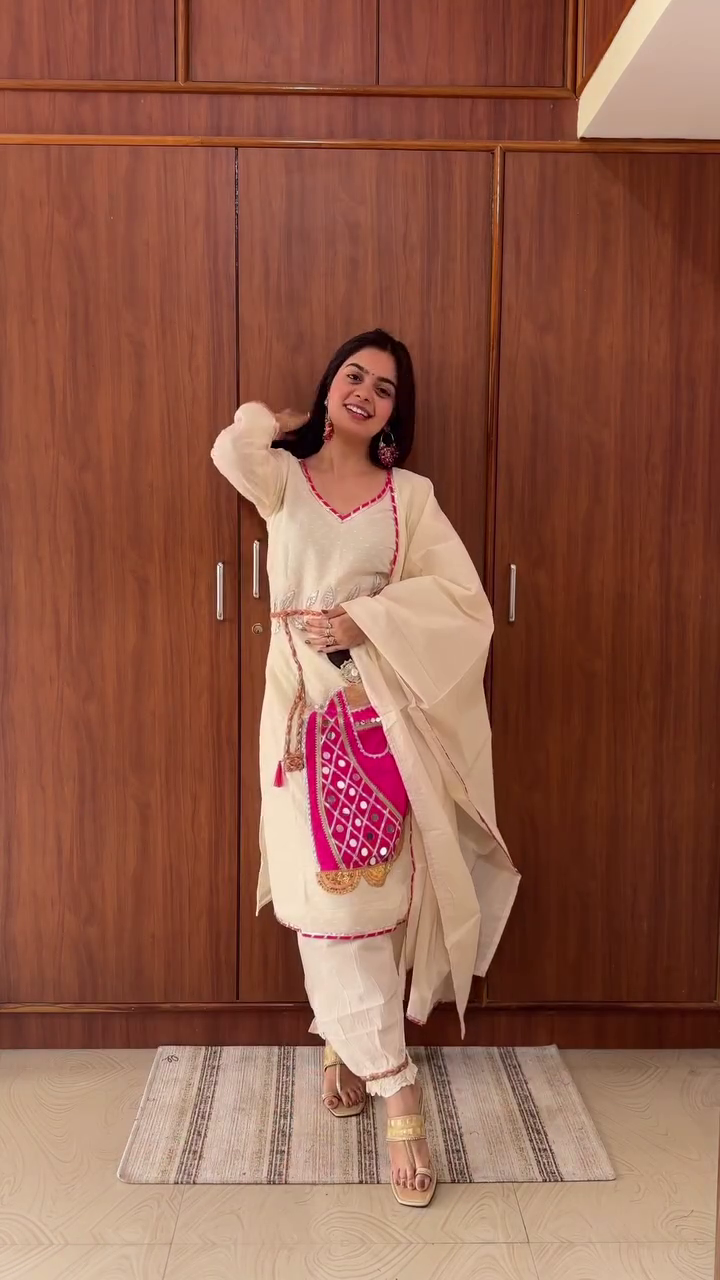 Ivory Embroidered Kurta Pant Set - Image 2