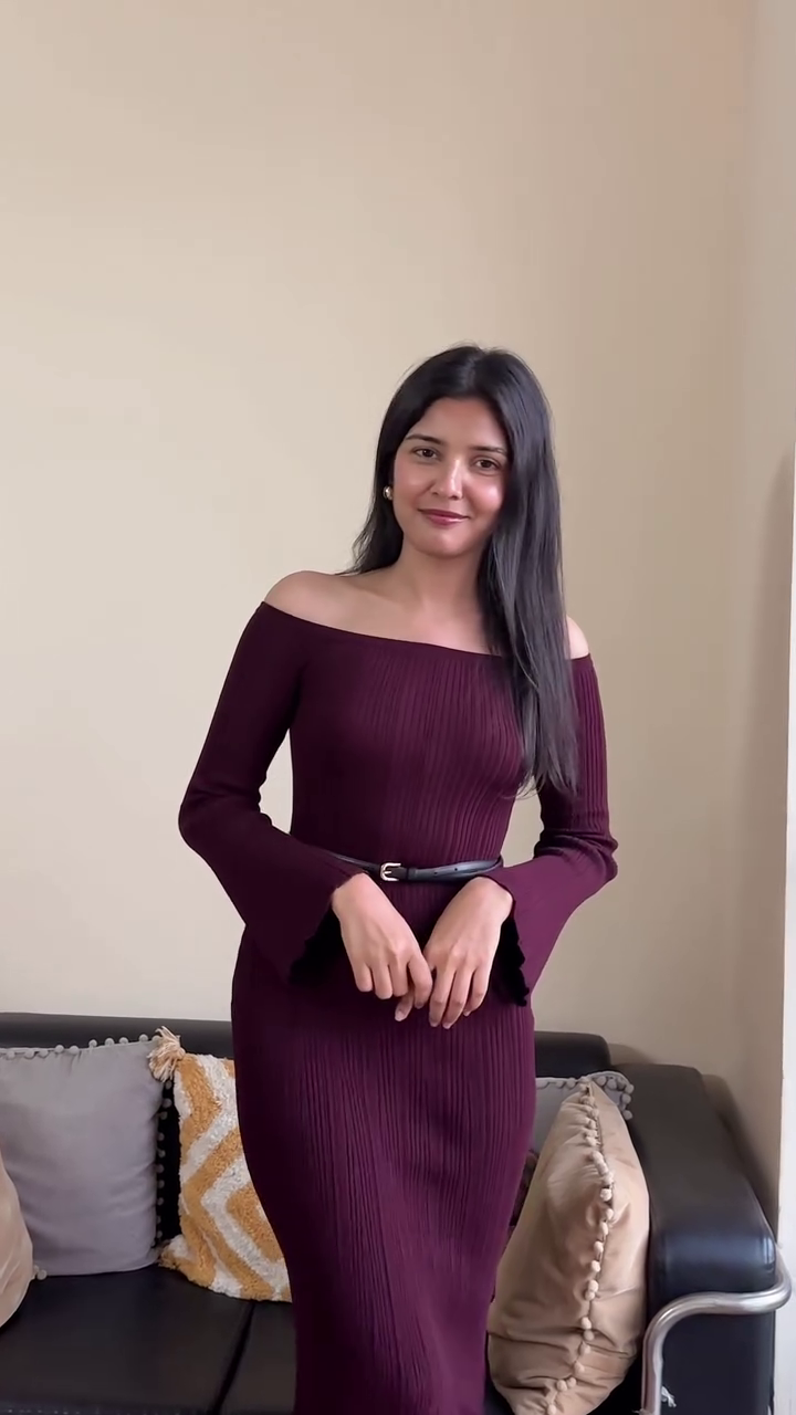 Women’s Burgundy Off-Shoulder Ribbed Bodycon Dress