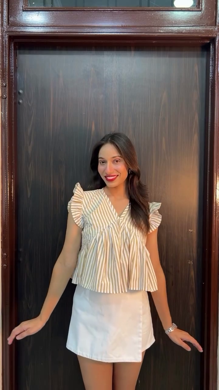 Vintage Floral Corset Style Crop Top with Puff Sleeves – Women’s Boho Tie-Front Blouse - Image 4