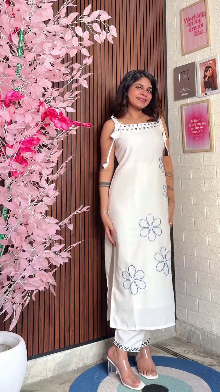 Women’s Printed Kurta Pant Set | Elegant Sleeveless Ethnic Suit for Women - Image 3