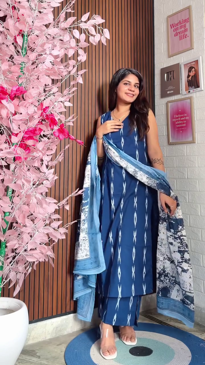 Women’s Printed Kurta Pant Set | Elegant Sleeveless Ethnic Suit for Women - Image 4